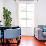 Stayinmachico شقة